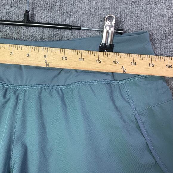 Patagonia Women's Strider Short Size Medium - Picture 3 of 9